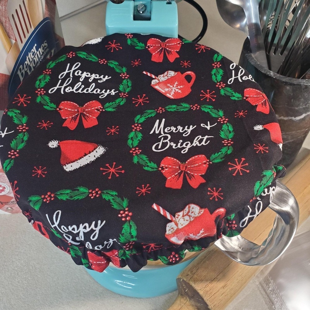 Christmas Wreath / Red Dot Reversible KitchenAid Mixer Mixing Bowl Cover Baking